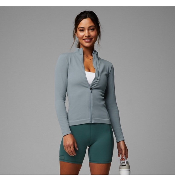 Fabletics - Ribbed Seamless Jacket- Stormcloud Jacket - Size Small - Picture 2 of 14